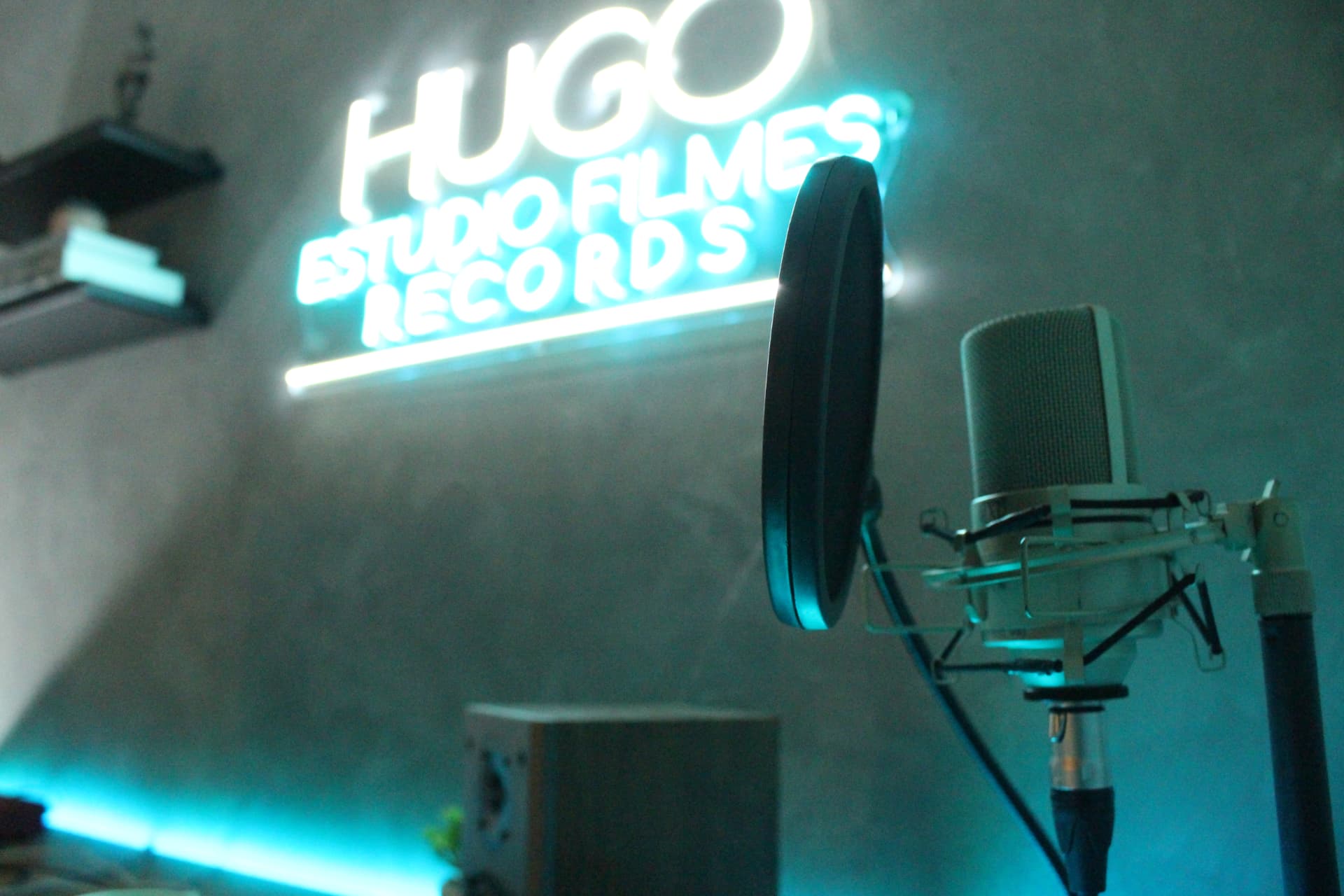 Microfone condensador no Hugo Estúdio Filmes