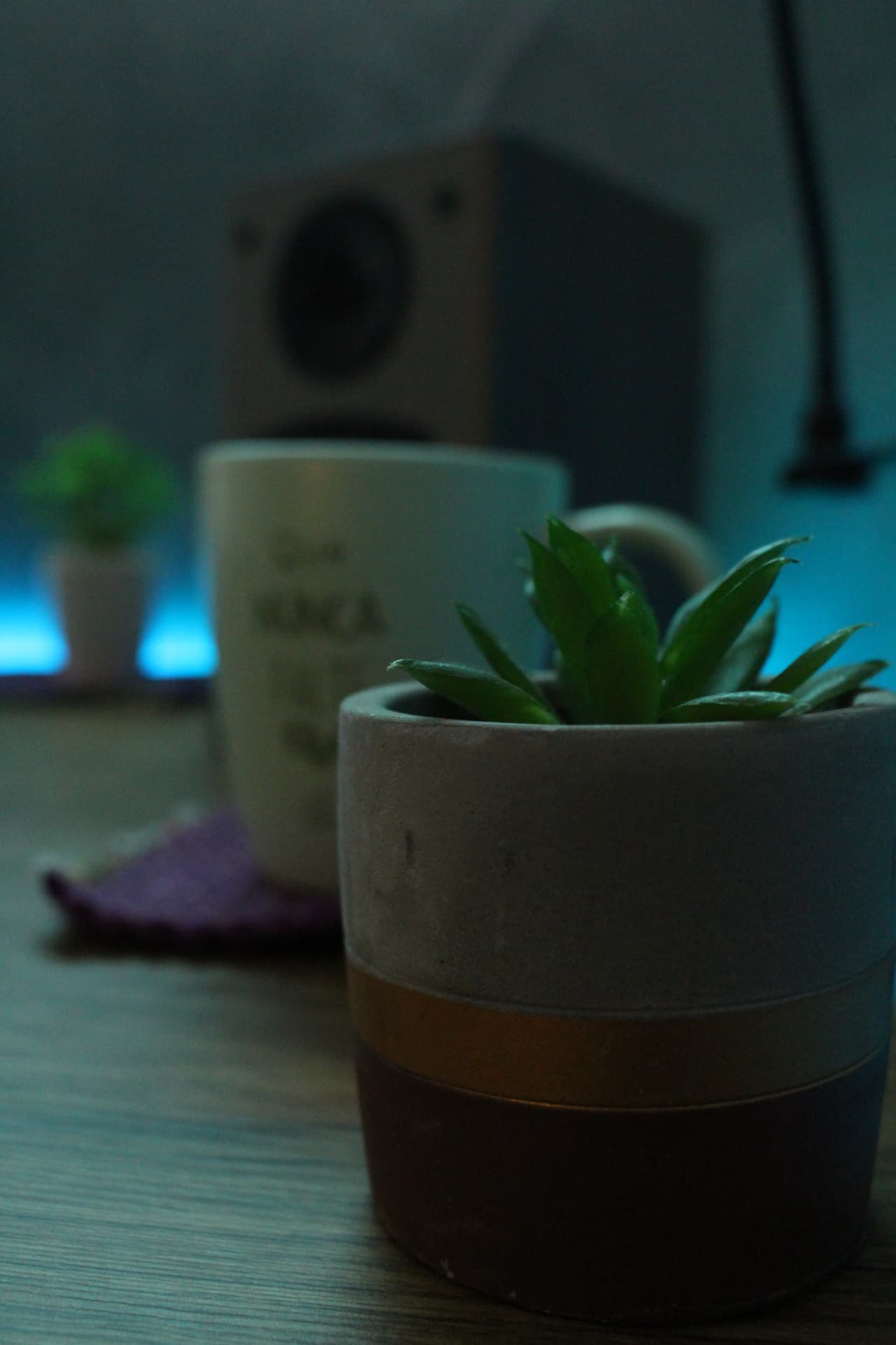 Detalhe da mesa do estúdio
